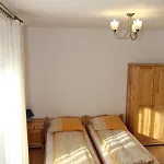 U Stochow * زاكوباني