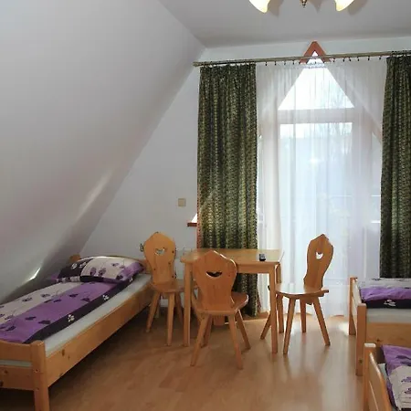 Quarto em Acomodações Particulares Dom Gościnny U Stochów